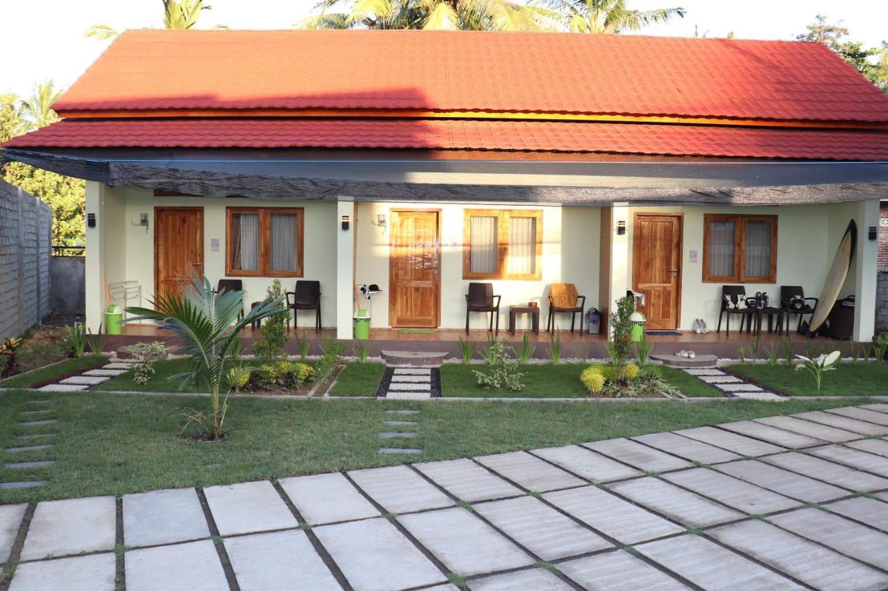 Room 212 Kuta  Экстерьер фото