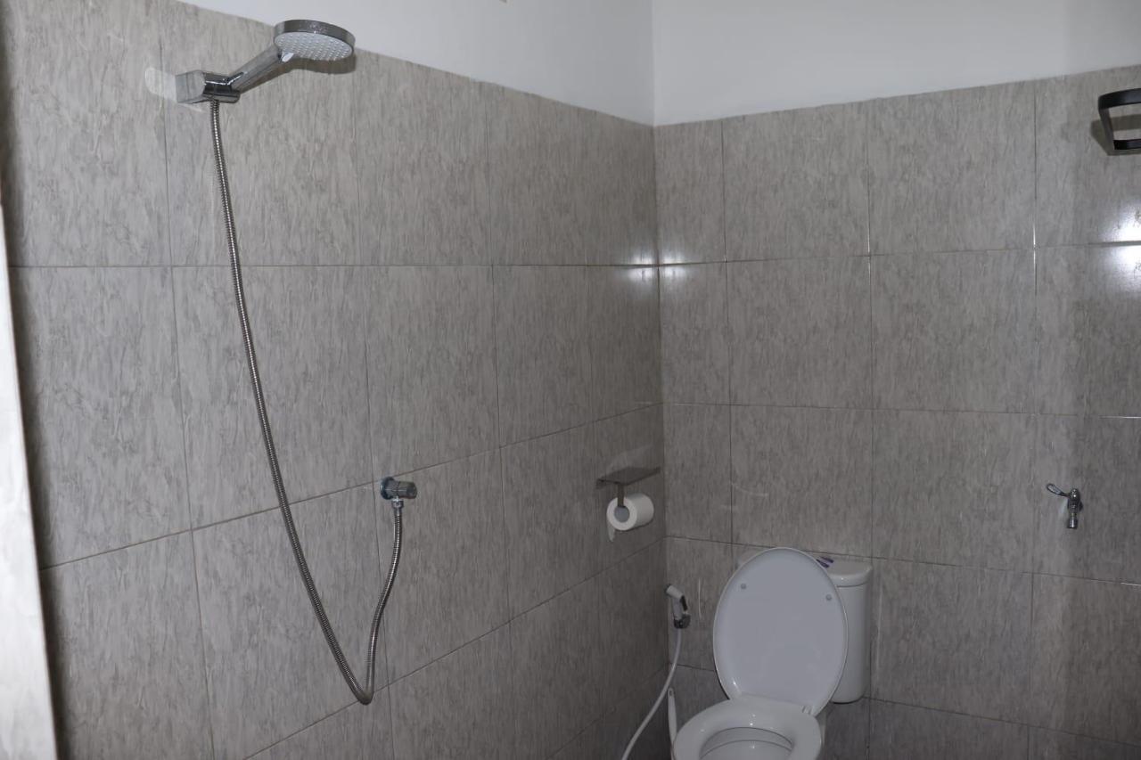 Room 212 Kuta  Экстерьер фото